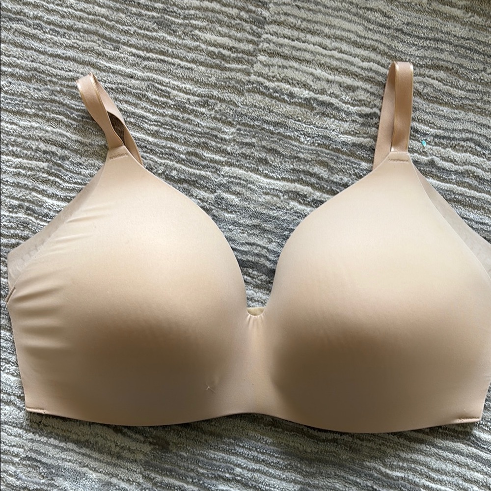 Knix wing woman bra size 7. Excellent condition - no longer fits!